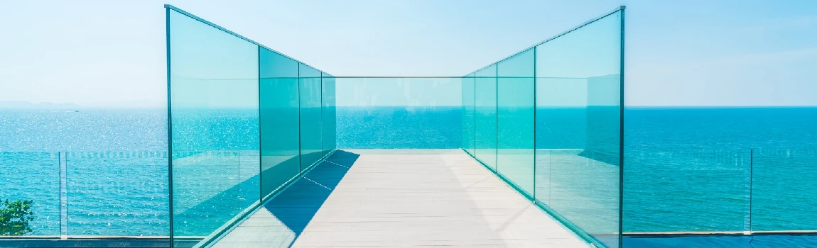 Customized Glass Pool Fence Repair Services in Bradenton, FL